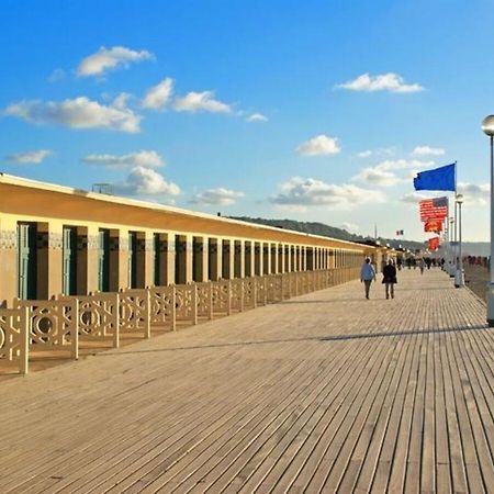 Echappee Chic - Balcon - 150 M Casino Deauville & Plage Exterior foto